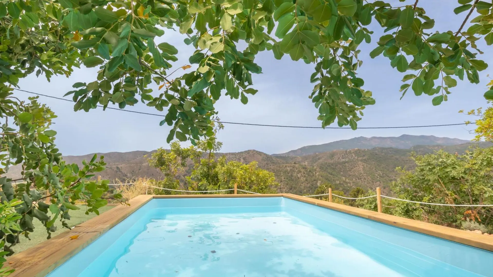 Casas Oasis Marbella - Private Swimming Pool Villa Istan