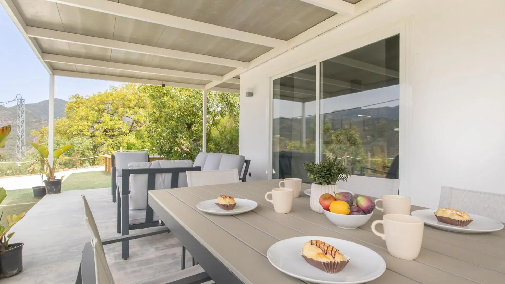 Casas Oasis Marbella - Private Swimming Pool Villa Istan Holiday home